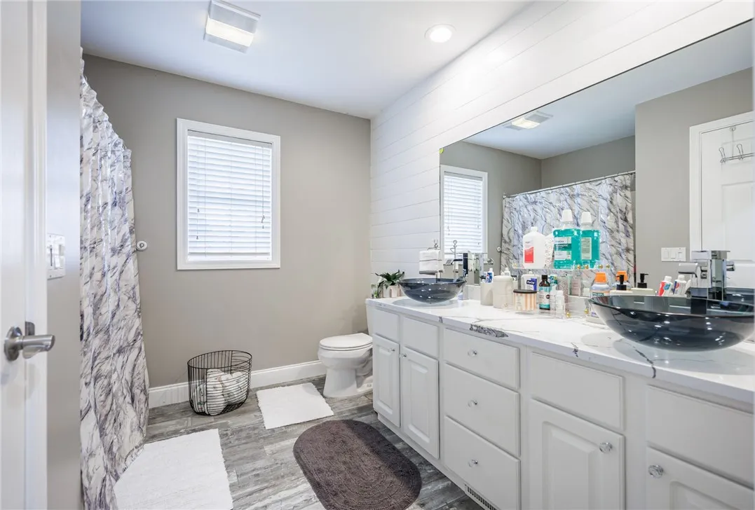 471 Peck Road, Parma, New York 14559, Parma, New York 14559, 5 Bedrooms Bedrooms, 10 Rooms Rooms,3 BathroomsBathrooms,Residential,Closed,471 Peck Road, Parma, New York 14559,0,R1636708