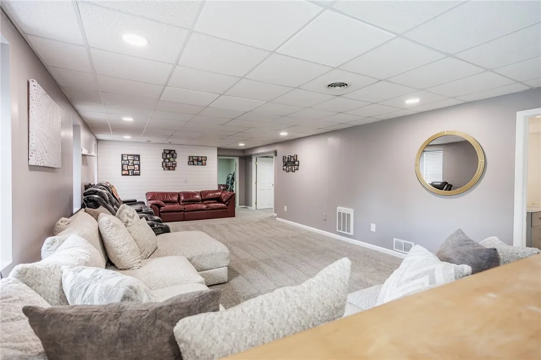 471 Peck Road, Parma, New York 14559, Parma, New York 14559, 5 Bedrooms Bedrooms, 10 Rooms Rooms,3 BathroomsBathrooms,Residential,Closed,471 Peck Road, Parma, New York 14559,0,R1636708