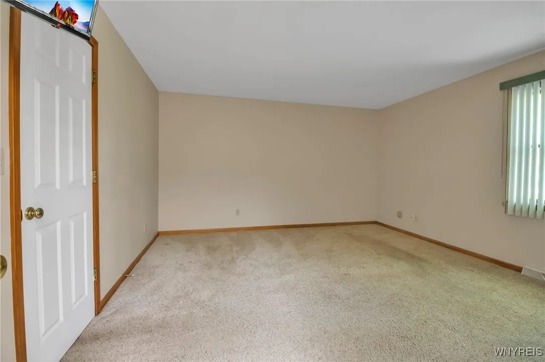 21 Stepping Stone Lane, Orchard Park, New York 141, Orchard Park, New York 14127, 3 Bedrooms Bedrooms, 11 Rooms Rooms,2 BathroomsBathrooms,Residential,For Sale,21 Stepping Stone Lane, Orchard Park, New York 141,0,B1636204