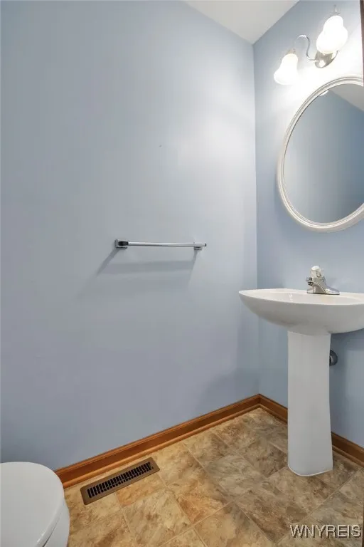 21 Stepping Stone Lane, Orchard Park, New York 141, Orchard Park, New York 14127, 3 Bedrooms Bedrooms, 11 Rooms Rooms,2 BathroomsBathrooms,Residential,For Sale,21 Stepping Stone Lane, Orchard Park, New York 141,0,B1636204