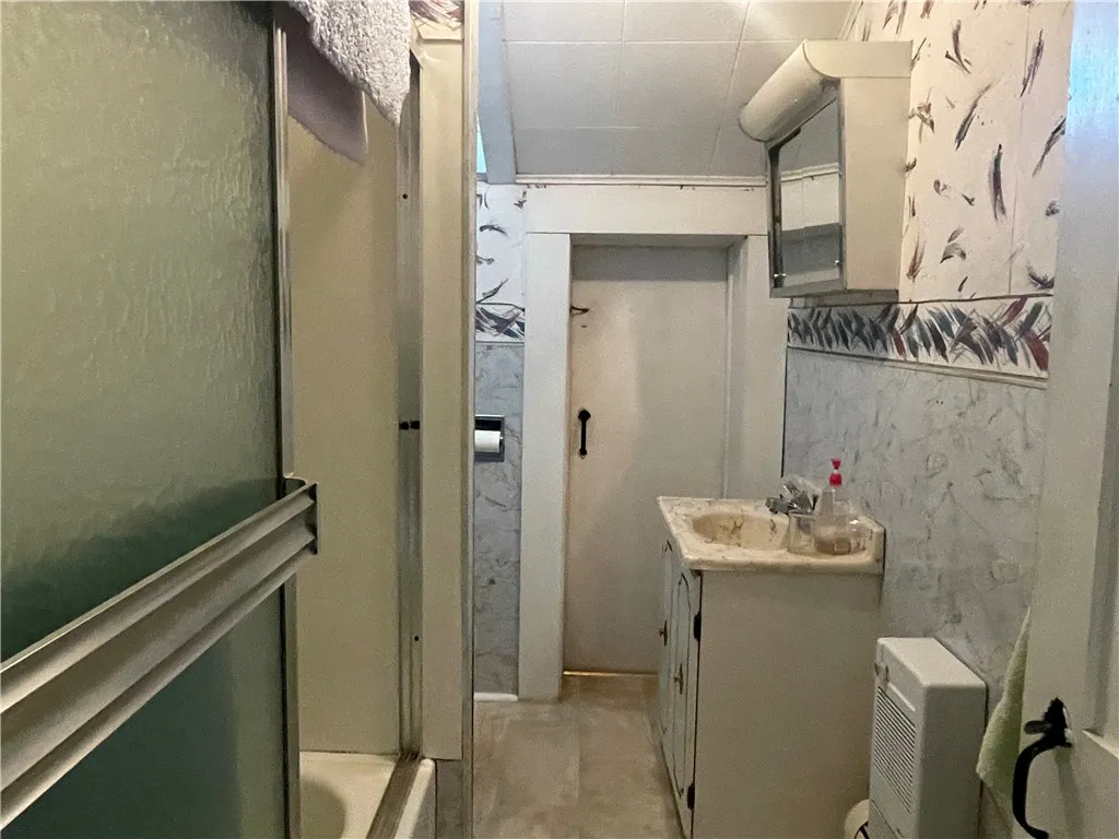 1022 Shapley Road, Guilford, New York 13733, Guilford, New York 13733, 7 Bedrooms Bedrooms, 9 Rooms Rooms,2 BathroomsBathrooms,Residential,For Sale,1022 Shapley Road, Guilford, New York 13733,0,R1634998