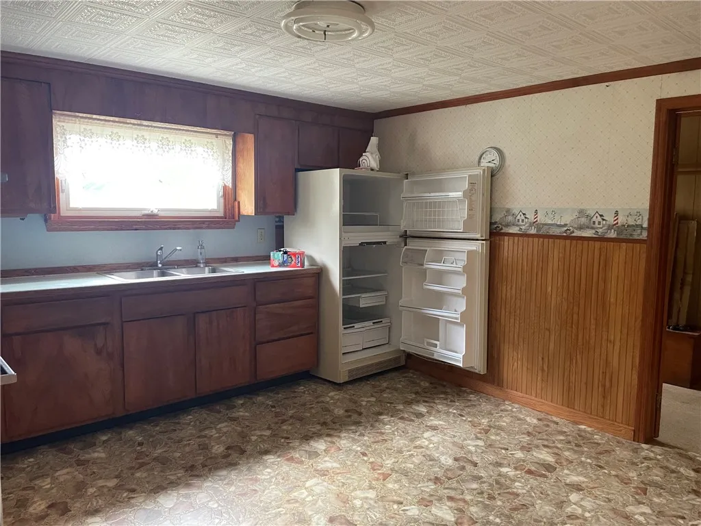 1022 Shapley Road, Guilford, New York 13733, Guilford, New York 13733, 7 Bedrooms Bedrooms, 9 Rooms Rooms,2 BathroomsBathrooms,Residential,For Sale,1022 Shapley Road, Guilford, New York 13733,0,R1634998