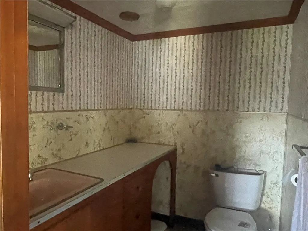 1022 Shapley Road, Guilford, New York 13733, Guilford, New York 13733, 7 Bedrooms Bedrooms, 9 Rooms Rooms,2 BathroomsBathrooms,Residential,For Sale,1022 Shapley Road, Guilford, New York 13733,0,R1634998