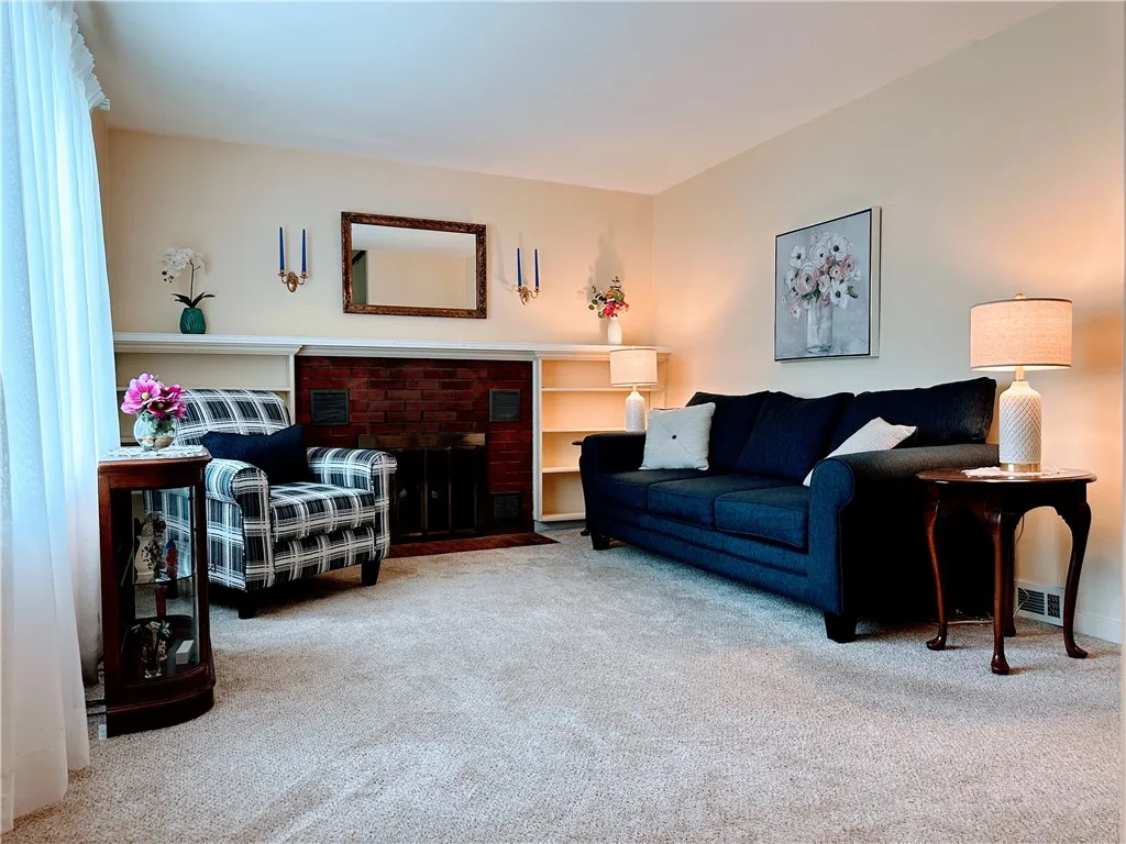 271 Chestnut Ridge Rd, Chili, New York 14624, Chili, New York 14624, 4 Bedrooms Bedrooms, 7 Rooms Rooms,1 BathroomBathrooms,Residential,Closed,271 Chestnut Ridge Rd, Chili, New York 14624,0,R1636778