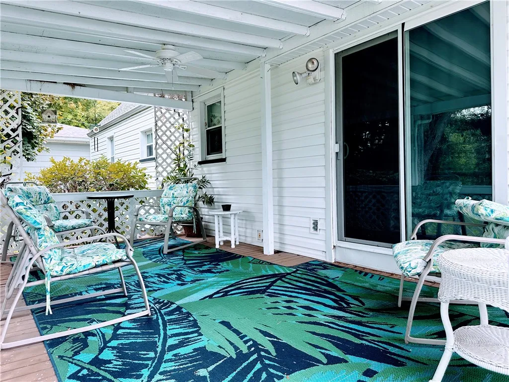 271 Chestnut Ridge Rd, Chili, New York 14624, Chili, New York 14624, 4 Bedrooms Bedrooms, 7 Rooms Rooms,1 BathroomBathrooms,Residential,Closed,271 Chestnut Ridge Rd, Chili, New York 14624,0,R1636778