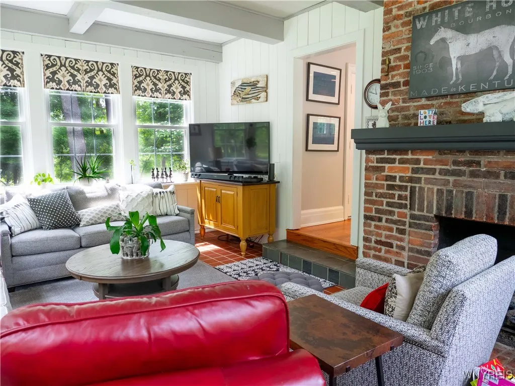 5618 Armor Duells Road, Orchard Park, New York 141, Orchard Park, New York 14127, 5 Bedrooms Bedrooms, 9 Rooms Rooms,3 BathroomsBathrooms,Residential,For Sale,5618 Armor Duells Road, Orchard Park, New York 141,0,B1636833