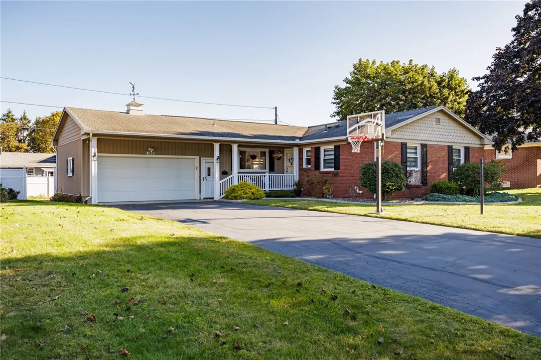 180 Kings Gate North, Irondequoit, New York 14617, Irondequoit, New York 14617, 3 Bedrooms Bedrooms, 6 Rooms Rooms,1 BathroomBathrooms,Residential,Closed,180 Kings Gate North, Irondequoit, New York 14617,0,R1636093