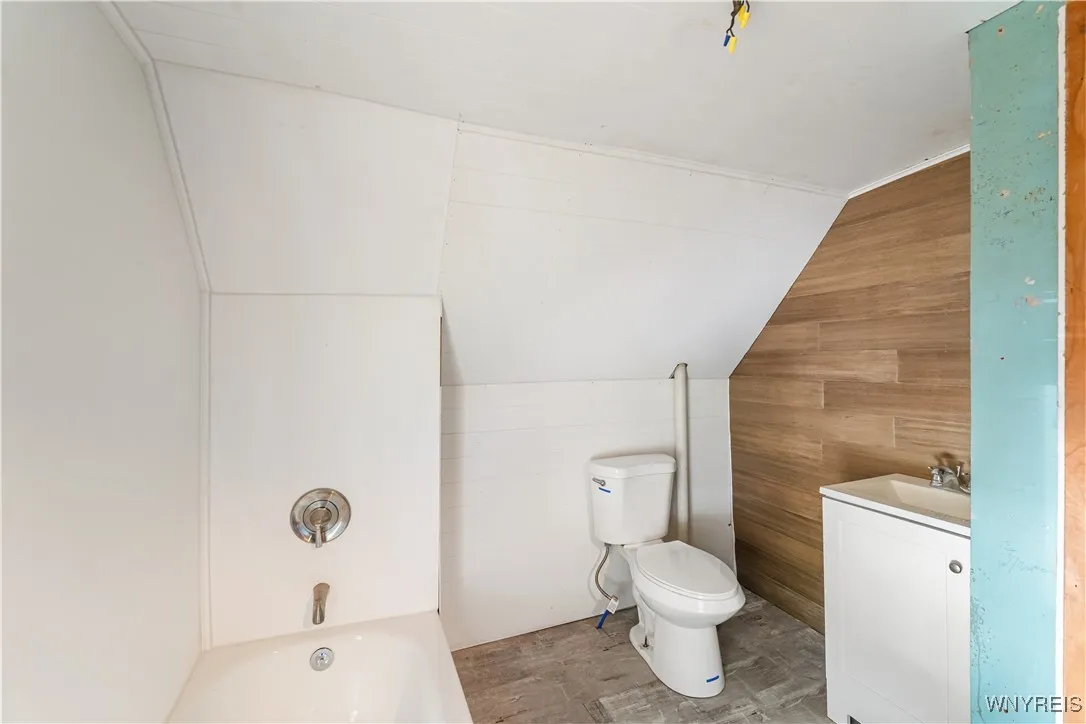 Full Bath - 2nd Floor