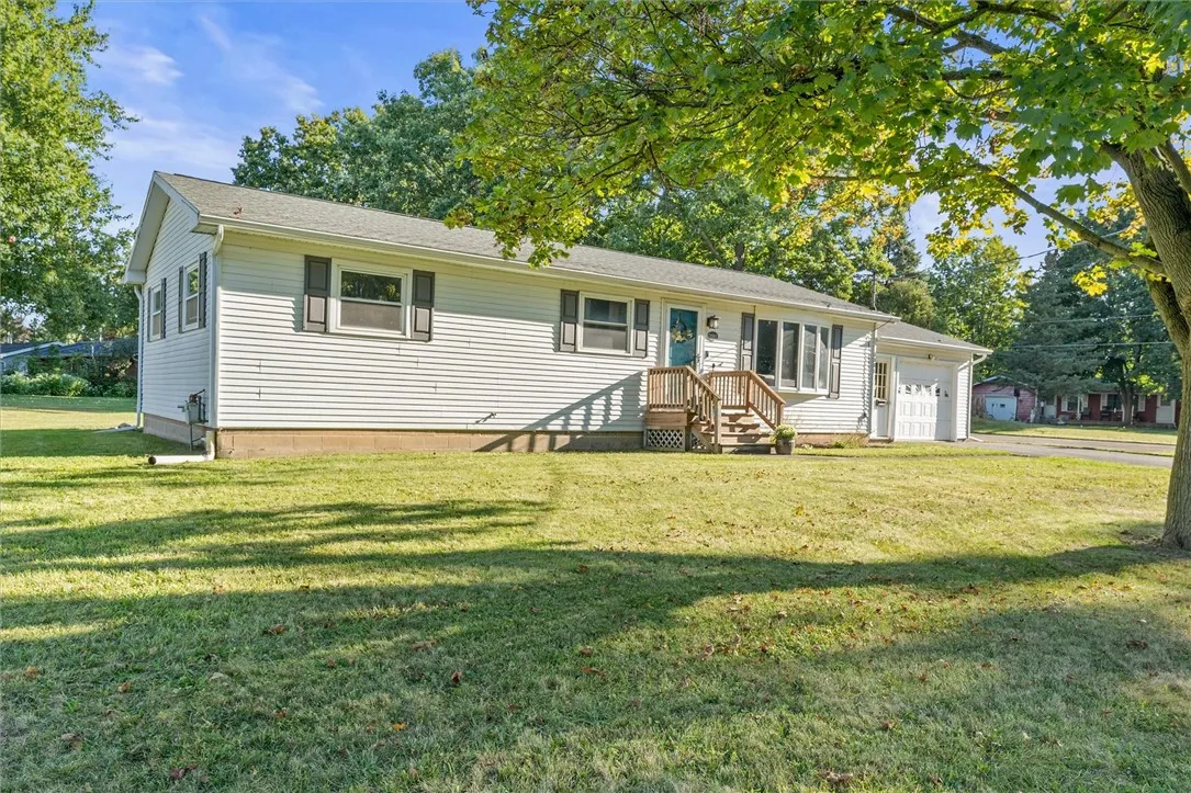 3081 Pamela Way, Caledonia, New York 14423, Caledonia, New York 14423, 3 Bedrooms Bedrooms, 6 Rooms Rooms,1 BathroomBathrooms,Residential,Closed,3081 Pamela Way, Caledonia, New York 14423,0,R1636728