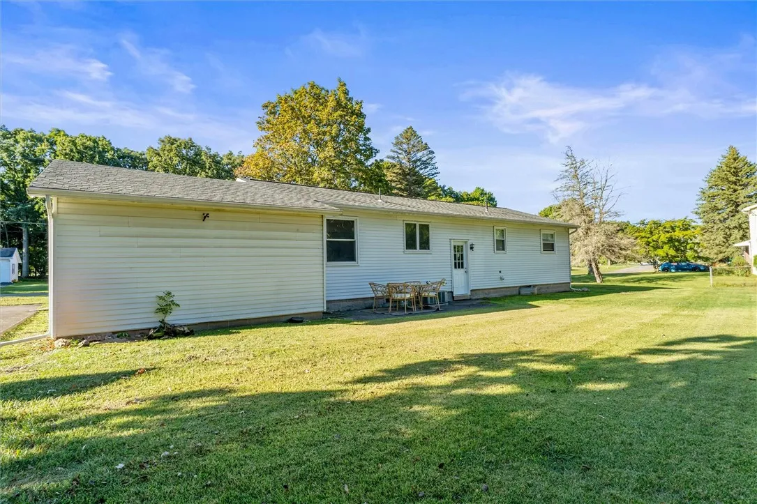 3081 Pamela Way, Caledonia, New York 14423, Caledonia, New York 14423, 3 Bedrooms Bedrooms, 6 Rooms Rooms,1 BathroomBathrooms,Residential,Closed,3081 Pamela Way, Caledonia, New York 14423,0,R1636728