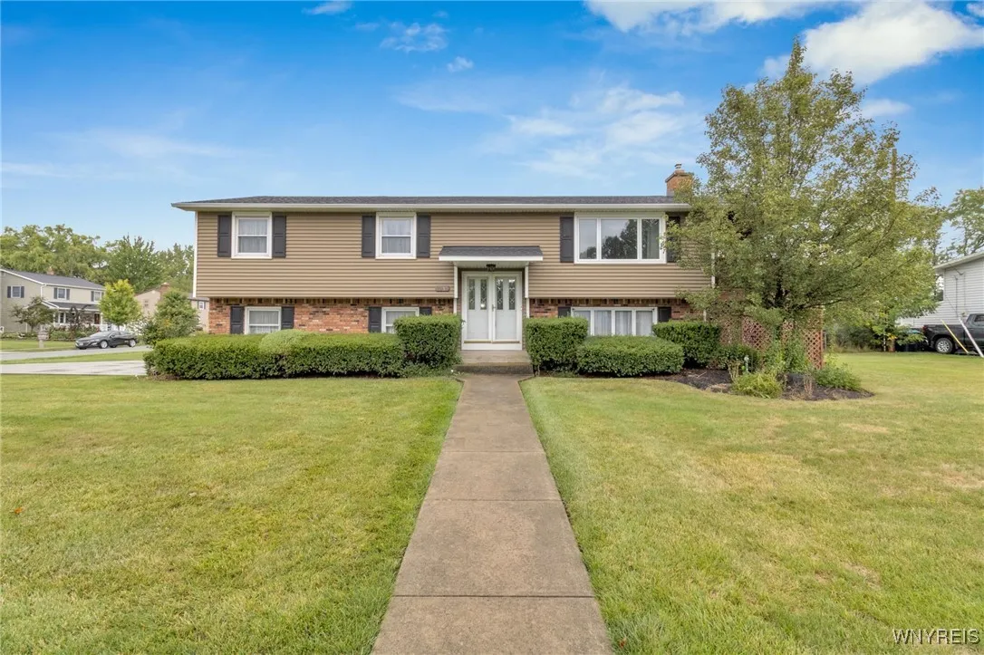 1959 Marjorie Road, Grand Island, New York 14072, Grand Island, New York 14072, 3 Bedrooms Bedrooms, 8 Rooms Rooms,2 BathroomsBathrooms,Residential,Closed,1959 Marjorie Road, Grand Island, New York 14072,0,B1636374
