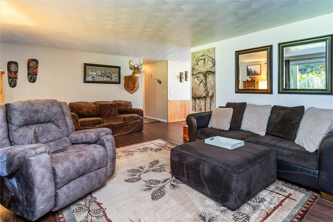 4309 Ridge Chapel Rd Road, Marion, New York 14505, Marion, New York 14505, 3 Bedrooms Bedrooms, 6 Rooms Rooms,1 BathroomBathrooms,Residential,Closed,4309 Ridge Chapel Rd Road, Marion, New York 14505,0,R1636677