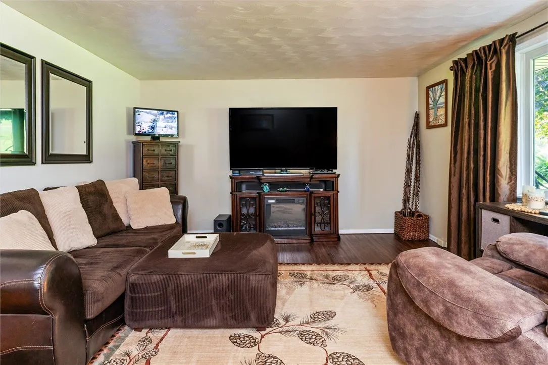 4309 Ridge Chapel Rd Road, Marion, New York 14505, Marion, New York 14505, 3 Bedrooms Bedrooms, 6 Rooms Rooms,1 BathroomBathrooms,Residential,Closed,4309 Ridge Chapel Rd Road, Marion, New York 14505,0,R1636677