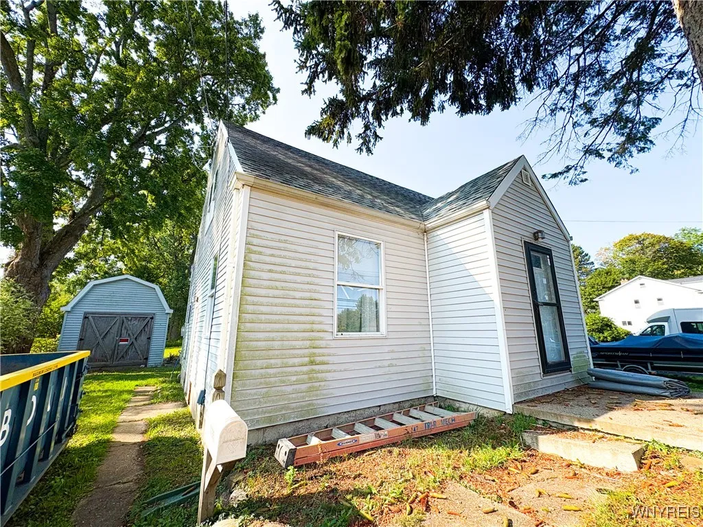 12961 Main Street, Alden, New York 14004, Alden, New York 14004, 3 Bedrooms Bedrooms, 6 Rooms Rooms,1 BathroomBathrooms,Residential,Closed,12961 Main Street, Alden, New York 14004,0,B1636797