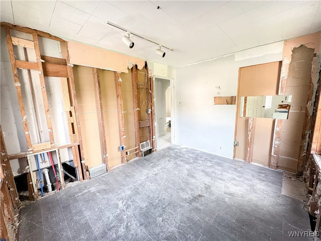 12961 Main Street, Alden, New York 14004, Alden, New York 14004, 3 Bedrooms Bedrooms, 6 Rooms Rooms,1 BathroomBathrooms,Residential,Closed,12961 Main Street, Alden, New York 14004,0,B1636797