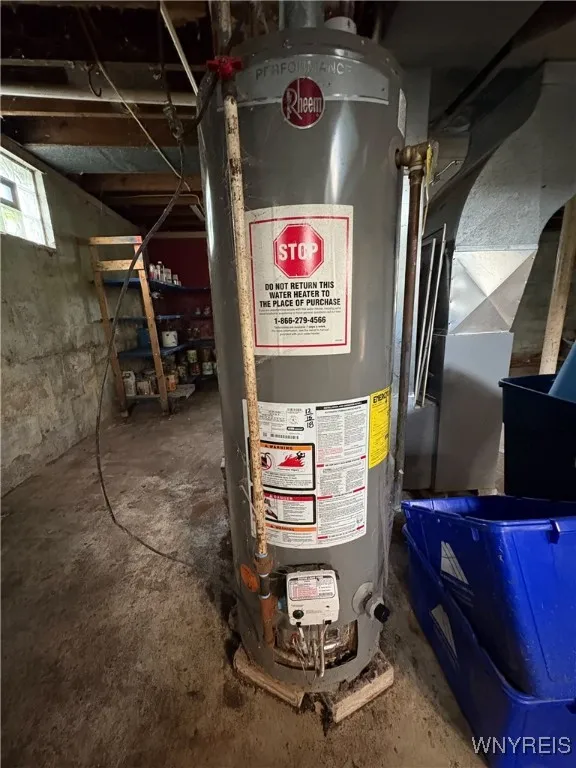 12961 Main Street, Alden, New York 14004, Alden, New York 14004, 3 Bedrooms Bedrooms, 6 Rooms Rooms,1 BathroomBathrooms,Residential,Closed,12961 Main Street, Alden, New York 14004,0,B1636797