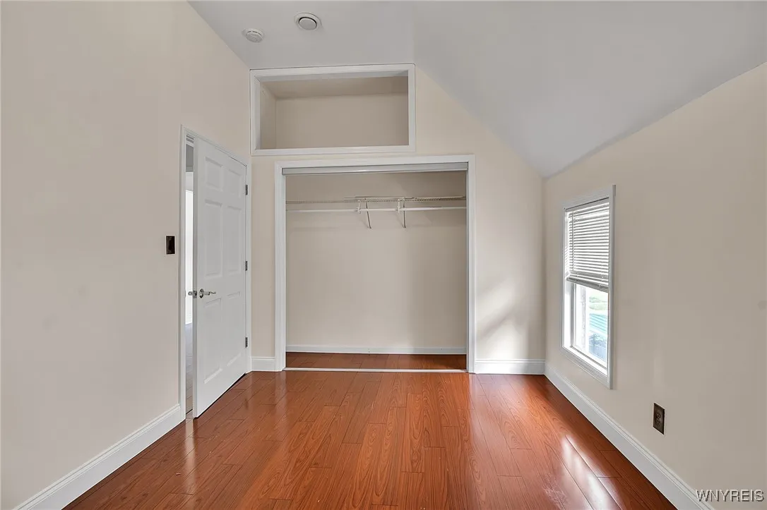 Upper bedroom