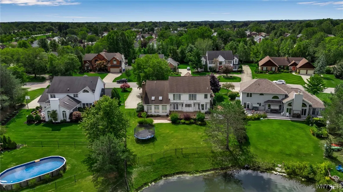 6251 Bridlewood Drive South, Clarence, New York 14, Clarence, New York 14051, 4 Bedrooms Bedrooms, 10 Rooms Rooms,2 BathroomsBathrooms,Residential,For Sale,6251 Bridlewood Drive South, Clarence, New York 14,0,B1636389