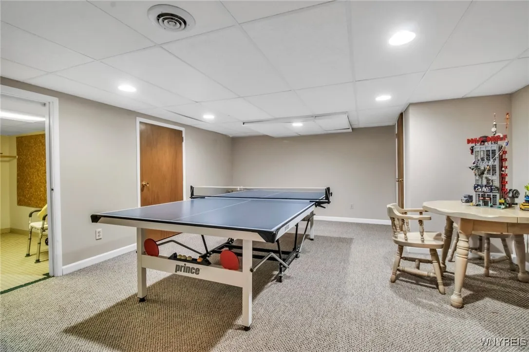 6251 Bridlewood Drive South, Clarence, New York 14, Clarence, New York 14051, 4 Bedrooms Bedrooms, 10 Rooms Rooms,2 BathroomsBathrooms,Residential,For Sale,6251 Bridlewood Drive South, Clarence, New York 14,0,B1636389