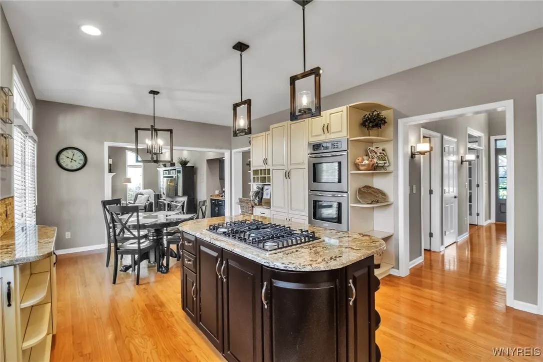 6251 Bridlewood Drive South, Clarence, New York 14, Clarence, New York 14051, 4 Bedrooms Bedrooms, 10 Rooms Rooms,2 BathroomsBathrooms,Residential,For Sale,6251 Bridlewood Drive South, Clarence, New York 14,0,B1636389
