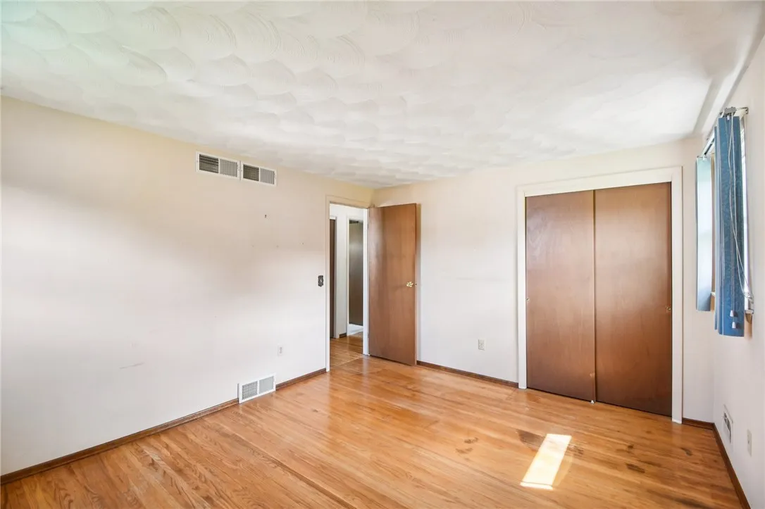 83 Dohrcrest Drive, Greece, New York 14612, Greece, New York 14612, 3 Bedrooms Bedrooms, 7 Rooms Rooms,2 BathroomsBathrooms,Residential,Closed,83 Dohrcrest Drive, Greece, New York 14612,0,R1636494