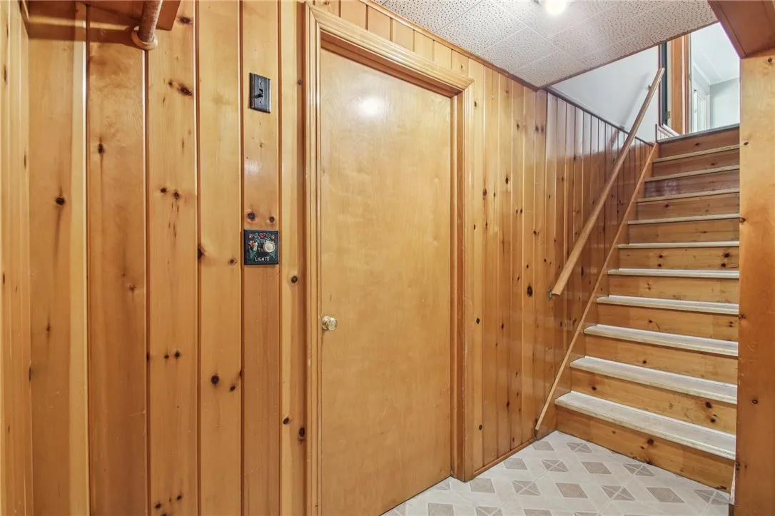 33 Wedgewood Drive, Gates, New York 14624, Gates, New York 14624, 2 Bedrooms Bedrooms, 6 Rooms Rooms,2 BathroomsBathrooms,Residential,Closed,33 Wedgewood Drive, Gates, New York 14624,0,R1636297
