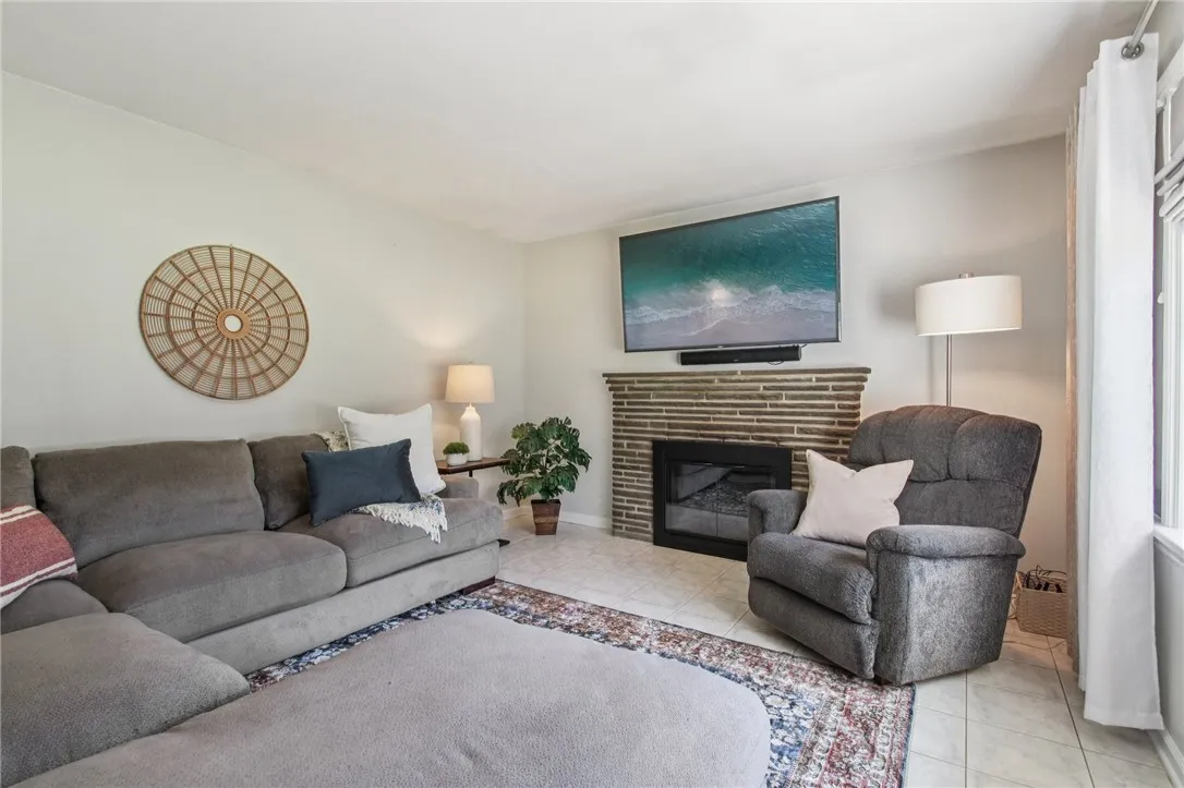 33 Wedgewood Drive, Gates, New York 14624, Gates, New York 14624, 2 Bedrooms Bedrooms, 6 Rooms Rooms,2 BathroomsBathrooms,Residential,Closed,33 Wedgewood Drive, Gates, New York 14624,0,R1636297