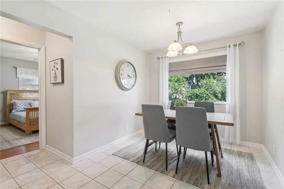 33 Wedgewood Drive, Gates, New York 14624, Gates, New York 14624, 2 Bedrooms Bedrooms, 6 Rooms Rooms,2 BathroomsBathrooms,Residential,Closed,33 Wedgewood Drive, Gates, New York 14624,0,R1636297