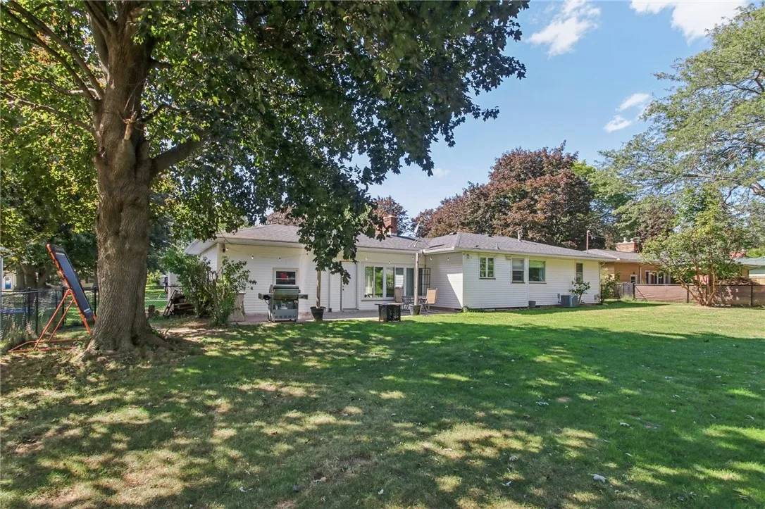 33 Wedgewood Drive, Gates, New York 14624, Gates, New York 14624, 2 Bedrooms Bedrooms, 6 Rooms Rooms,2 BathroomsBathrooms,Residential,Closed,33 Wedgewood Drive, Gates, New York 14624,0,R1636297
