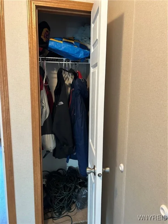 Coat closet