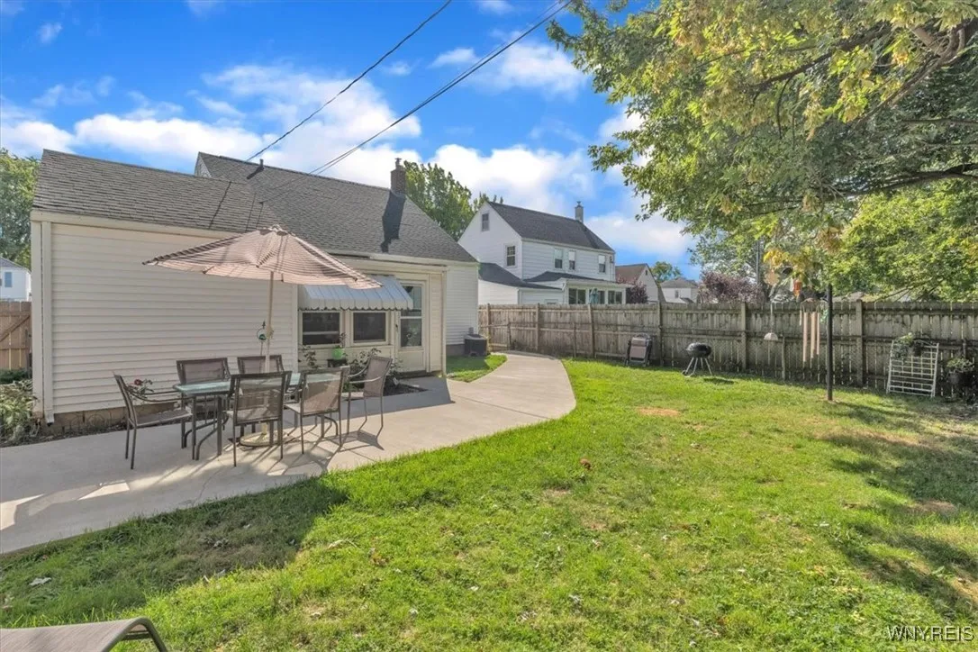 96 Fairbanks Avenue, Tonawanda, New York 14223, Tonawanda, New York 14223, 3 Bedrooms Bedrooms, 6 Rooms Rooms,2 BathroomsBathrooms,Residential,Closed,96 Fairbanks Avenue, Tonawanda, New York 14223,0,B1636695