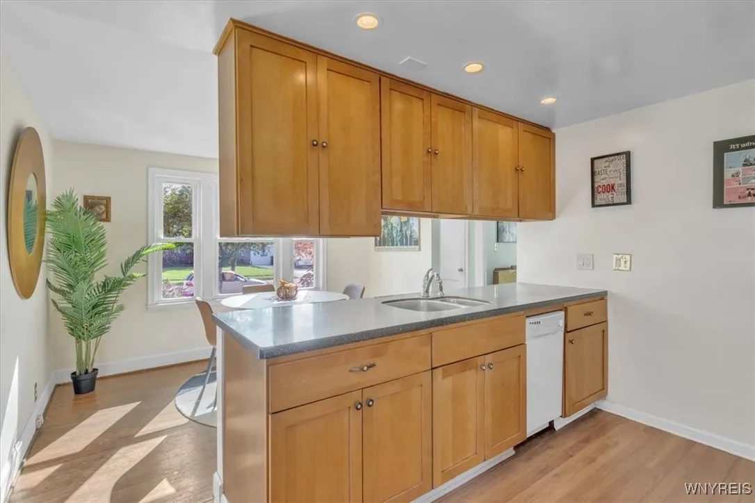 96 Fairbanks Avenue, Tonawanda, New York 14223, Tonawanda, New York 14223, 3 Bedrooms Bedrooms, 6 Rooms Rooms,2 BathroomsBathrooms,Residential,Closed,96 Fairbanks Avenue, Tonawanda, New York 14223,0,B1636695