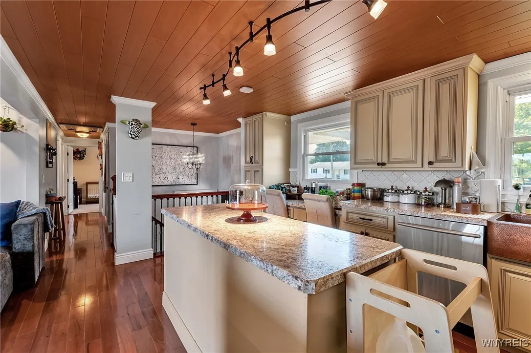 4193 Glenwillow Drive, Hamburg, New York 14075, Hamburg, New York 14075, 3 Bedrooms Bedrooms, 7 Rooms Rooms,1 BathroomBathrooms,Residential,For Sale,4193 Glenwillow Drive, Hamburg, New York 14075,0,B1636249