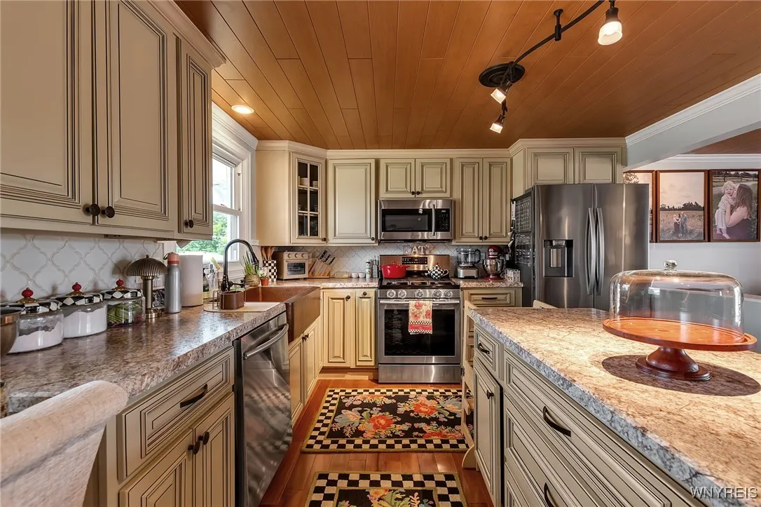 4193 Glenwillow Drive, Hamburg, New York 14075, Hamburg, New York 14075, 3 Bedrooms Bedrooms, 7 Rooms Rooms,1 BathroomBathrooms,Residential,For Sale,4193 Glenwillow Drive, Hamburg, New York 14075,0,B1636249