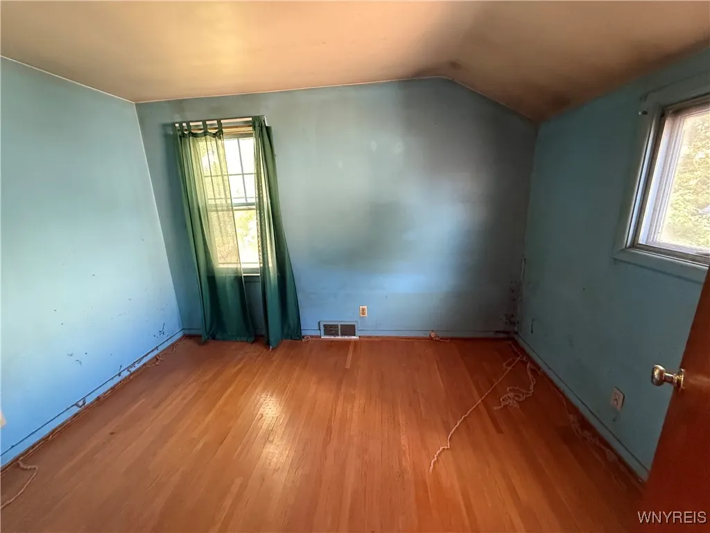 47 Brookville Drive, Tonawanda, New York 14150, Tonawanda, New York 14150, 3 Bedrooms Bedrooms, 7 Rooms Rooms,1 BathroomBathrooms,Residential,Closed,47 Brookville Drive, Tonawanda, New York 14150,0,B1636887