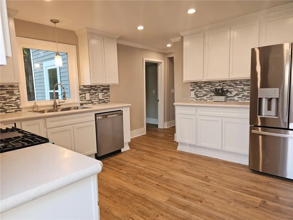 5011 Ridge Rd, Williamson, New York 14589, Williamson, New York 14589, 4 Bedrooms Bedrooms, 8 Rooms Rooms,2 BathroomsBathrooms,Residential,Closed,5011 Ridge Rd, Williamson, New York 14589,0,R1636501