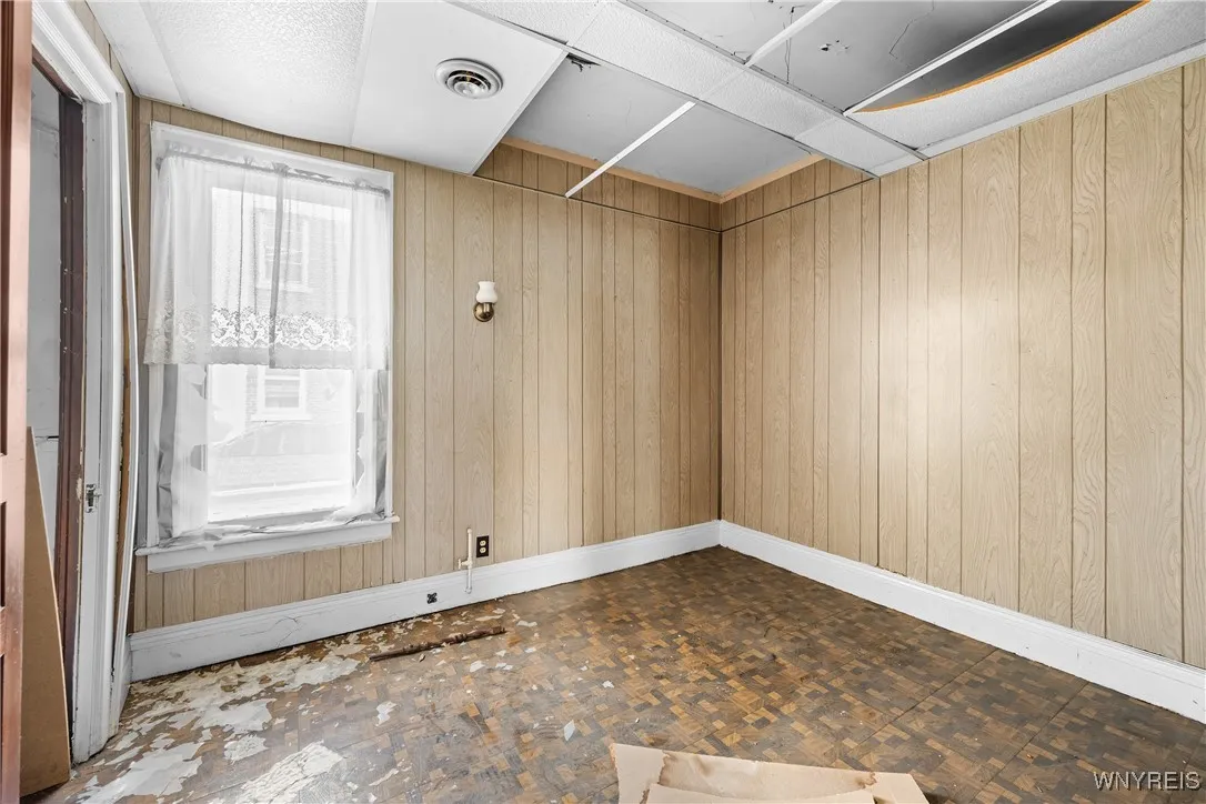 234 Grant Street, Buffalo, New York 14213, Buffalo, New York 14213, 10 Rooms Rooms,Commercial Sale,For Sale,234 Grant Street, Buffalo, New York 14213,0,B1636196