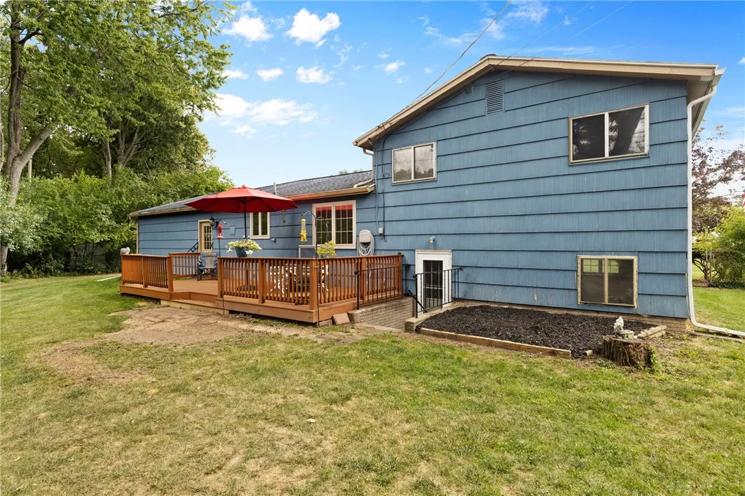 29 Bermuda Circle, Henrietta, New York 14623, Henrietta, New York 14623, 3 Bedrooms Bedrooms, 7 Rooms Rooms,1 BathroomBathrooms,Residential,Closed,29 Bermuda Circle, Henrietta, New York 14623,0,R1628922