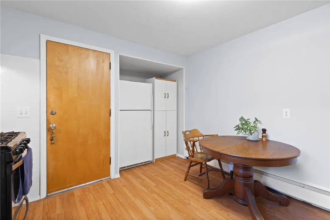 29 Bermuda Circle, Henrietta, New York 14623, Henrietta, New York 14623, 3 Bedrooms Bedrooms, 7 Rooms Rooms,1 BathroomBathrooms,Residential,Closed,29 Bermuda Circle, Henrietta, New York 14623,0,R1628922