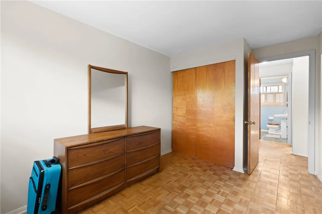 29 Bermuda Circle, Henrietta, New York 14623, Henrietta, New York 14623, 3 Bedrooms Bedrooms, 7 Rooms Rooms,1 BathroomBathrooms,Residential,Closed,29 Bermuda Circle, Henrietta, New York 14623,0,R1628922