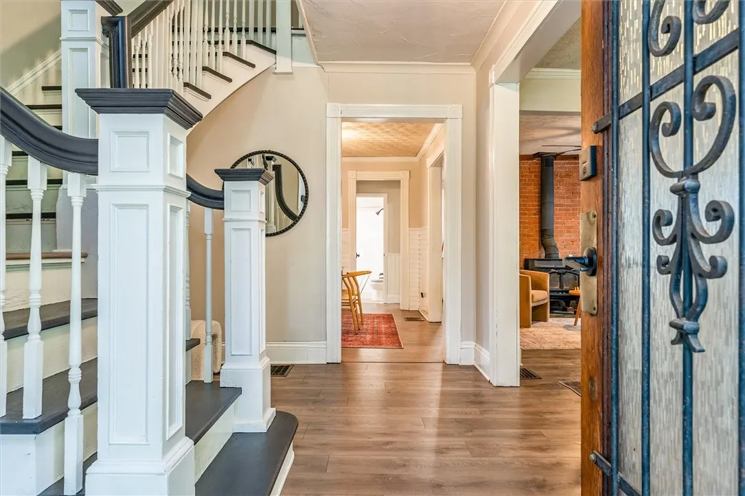 43 Amherst Street, Rochester, New York 14607, Rochester, New York 14607, 4 Bedrooms Bedrooms, 10 Rooms Rooms,2 BathroomsBathrooms,Residential,Closed,43 Amherst Street, Rochester, New York 14607,0,R1636157