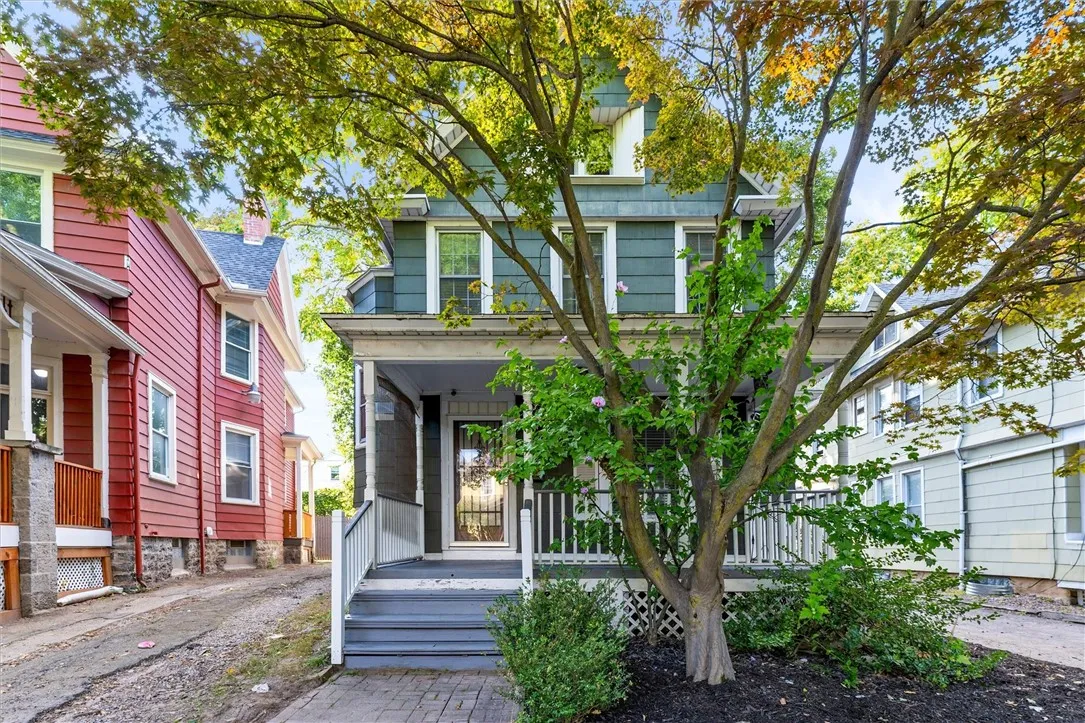 43 Amherst Street, Rochester, New York 14607, Rochester, New York 14607, 4 Bedrooms Bedrooms, 10 Rooms Rooms,2 BathroomsBathrooms,Residential,Closed,43 Amherst Street, Rochester, New York 14607,0,R1636157