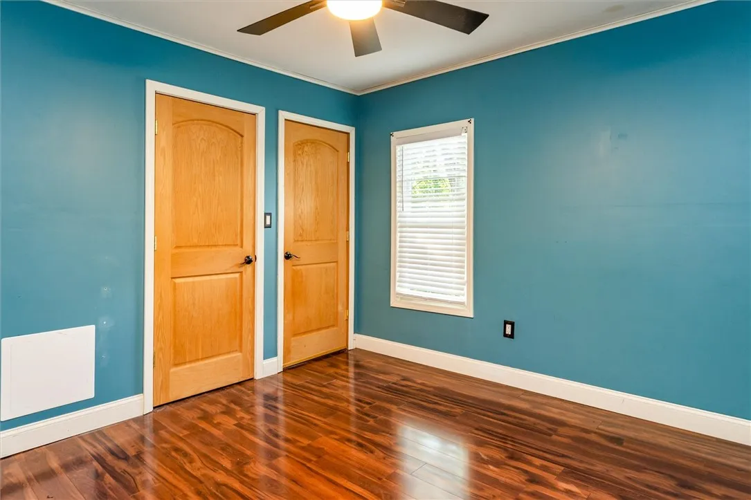 43 Amherst Street, Rochester, New York 14607, Rochester, New York 14607, 4 Bedrooms Bedrooms, 10 Rooms Rooms,2 BathroomsBathrooms,Residential,Closed,43 Amherst Street, Rochester, New York 14607,0,R1636157