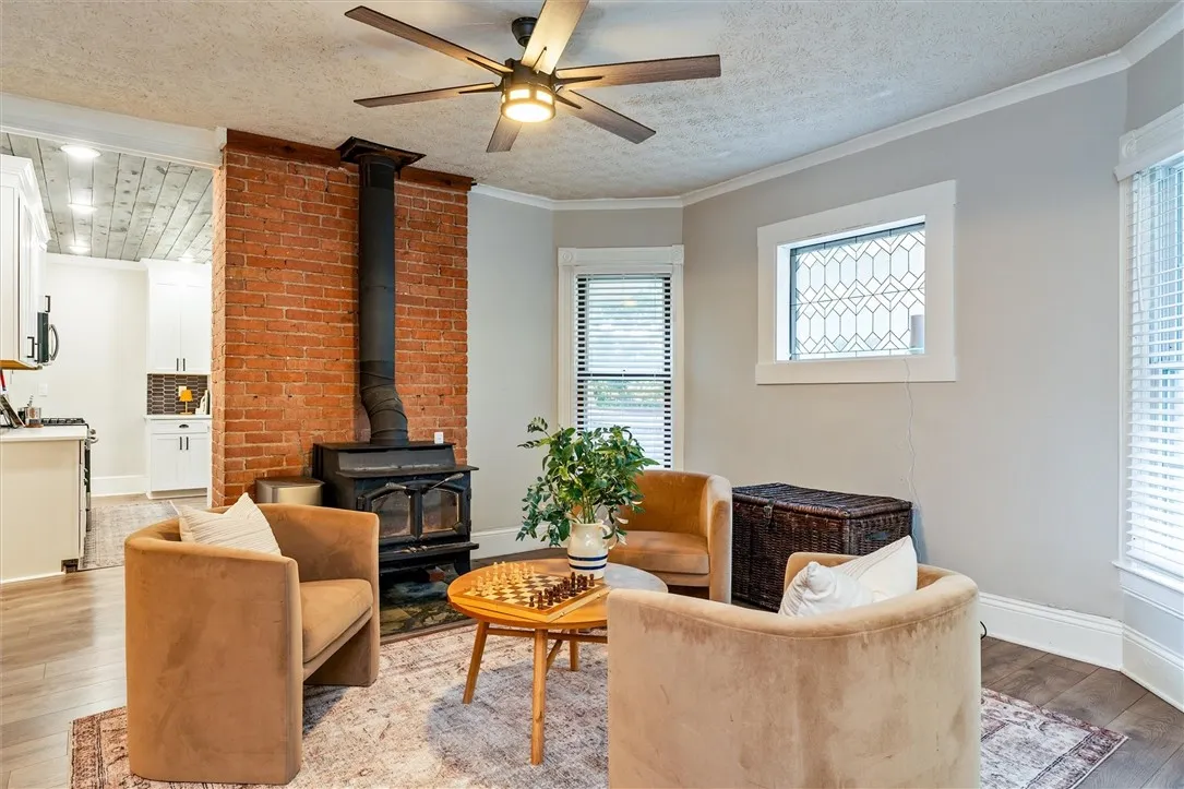 43 Amherst Street, Rochester, New York 14607, Rochester, New York 14607, 4 Bedrooms Bedrooms, 10 Rooms Rooms,2 BathroomsBathrooms,Residential,Closed,43 Amherst Street, Rochester, New York 14607,0,R1636157