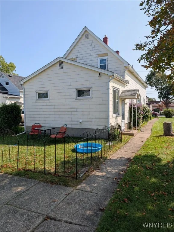 110 Shanley Street, Cheektowaga, New York 14206, Cheektowaga, New York 14206, 3 Bedrooms Bedrooms, 8 Rooms Rooms,1 BathroomBathrooms,Residential,For Sale,110 Shanley Street, Cheektowaga, New York 14206,0,B1636930