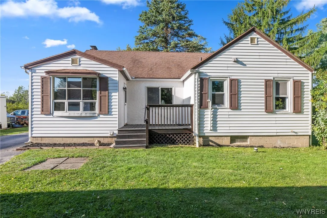 5775 Genesee St Street, Lancaster, New York 14086, Lancaster, New York 14086, 3 Bedrooms Bedrooms, 7 Rooms Rooms,1 BathroomBathrooms,Residential,For Sale,5775 Genesee St Street, Lancaster, New York 14086,0,B1636933