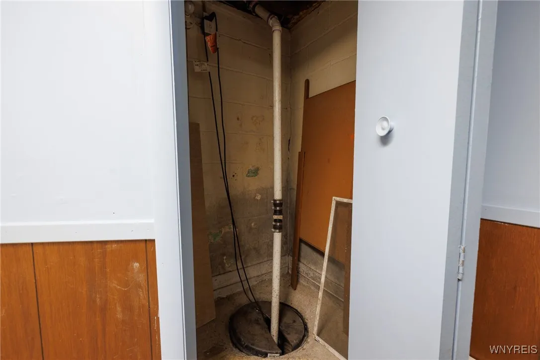 5775 Genesee St Street, Lancaster, New York 14086, Lancaster, New York 14086, 3 Bedrooms Bedrooms, 7 Rooms Rooms,1 BathroomBathrooms,Residential,For Sale,5775 Genesee St Street, Lancaster, New York 14086,0,B1636933