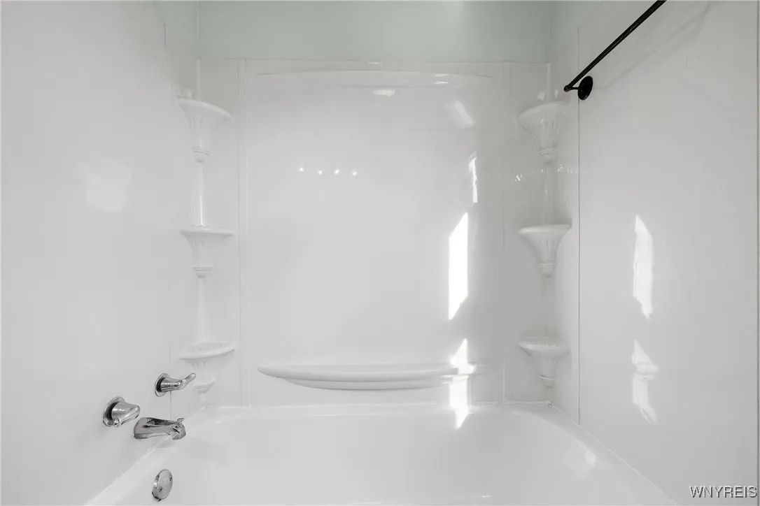 5775 Genesee St Street, Lancaster, New York 14086, Lancaster, New York 14086, 3 Bedrooms Bedrooms, 7 Rooms Rooms,1 BathroomBathrooms,Residential,For Sale,5775 Genesee St Street, Lancaster, New York 14086,0,B1636933