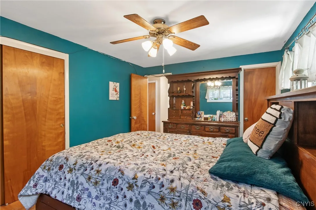 135 Charles Drive, Camillus, New York 13031, Camillus, New York 13031, 3 Bedrooms Bedrooms, 9 Rooms Rooms,1 BathroomBathrooms,Residential,Closed,135 Charles Drive, Camillus, New York 13031,0,S1636258