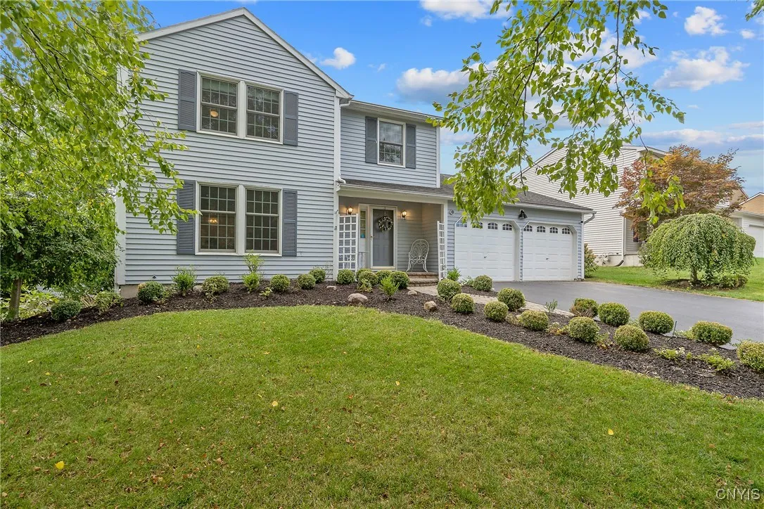 7246 Magic Way, Manlius, New York 13057, Manlius, New York 13057, 3 Bedrooms Bedrooms, 7 Rooms Rooms,2 BathroomsBathrooms,Residential,Closed,7246 Magic Way, Manlius, New York 13057,0,S1636246